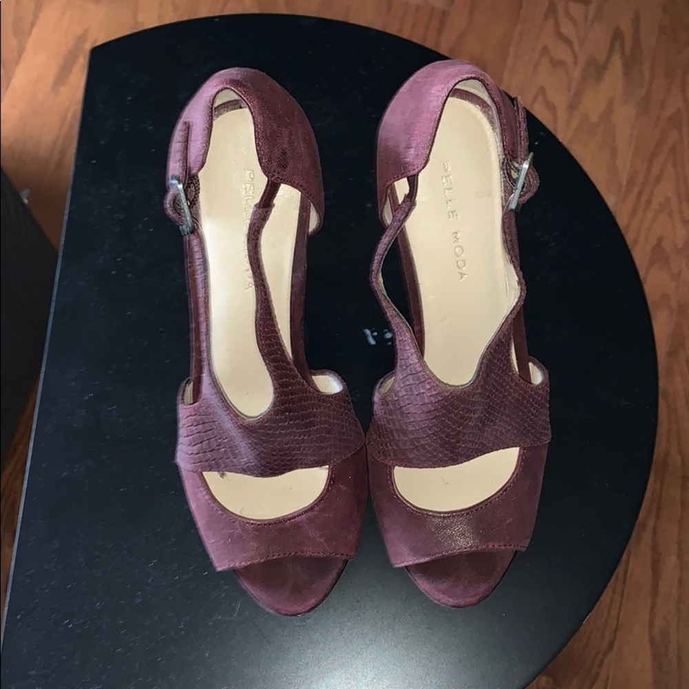 Pellet Moda Heels (Maroon Color) Gem — free download